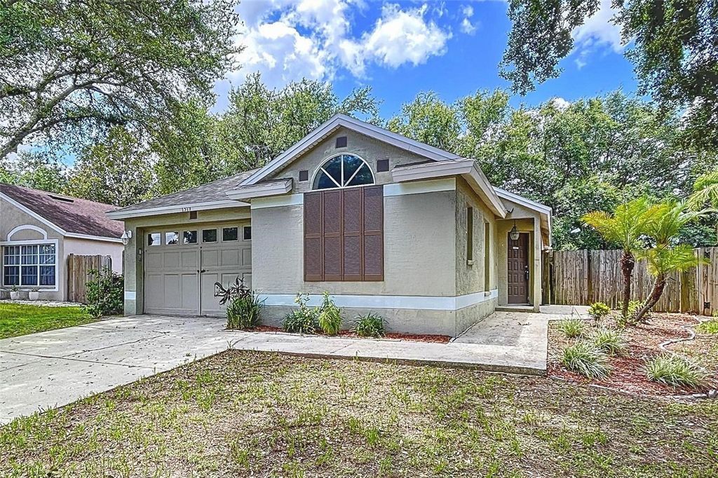 Photo of 1319 Dew Bloom Road, Valrico, FL 33594 (MLS # TB8399666)