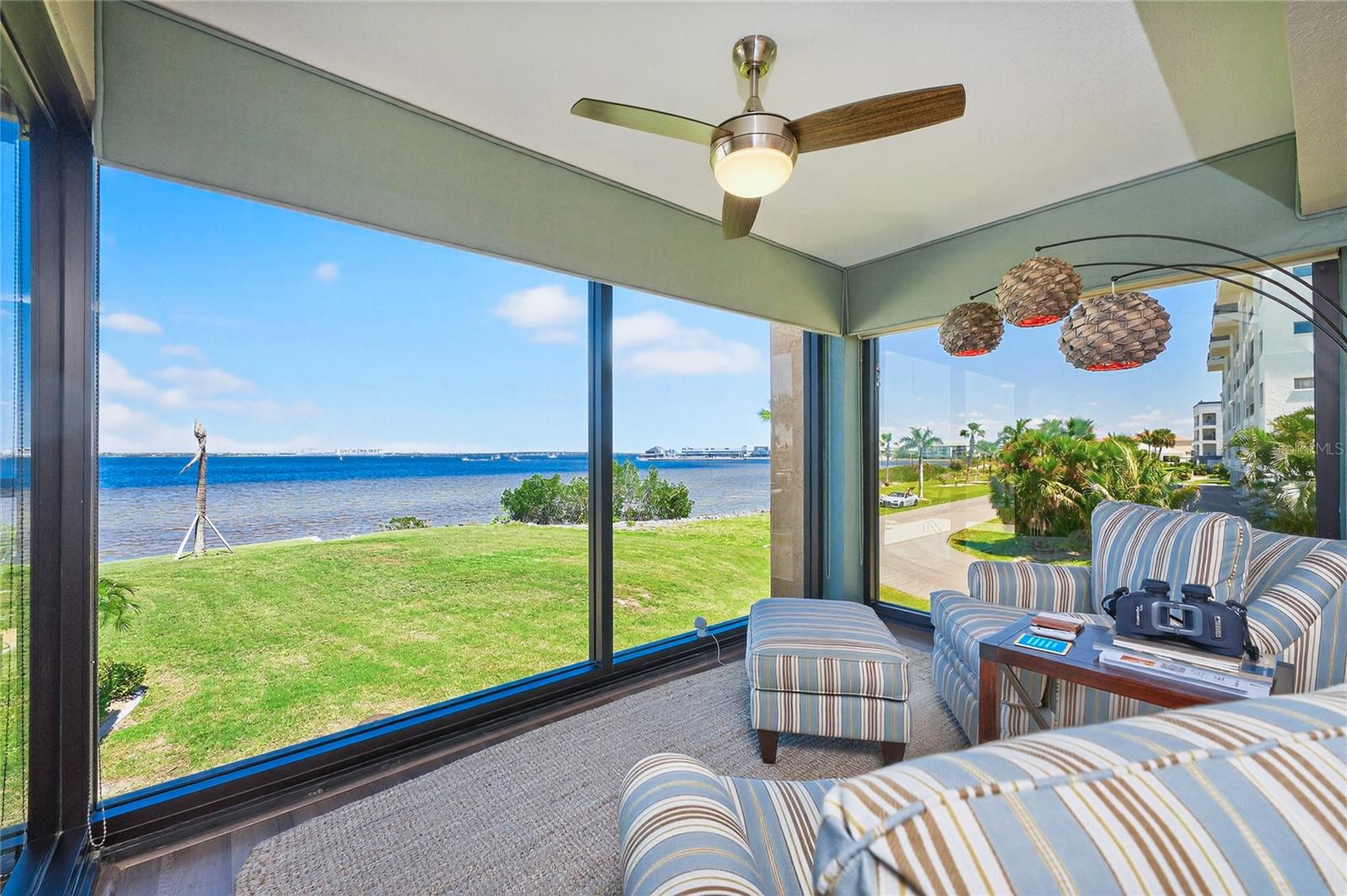 LAVISTA CONDO - Residential