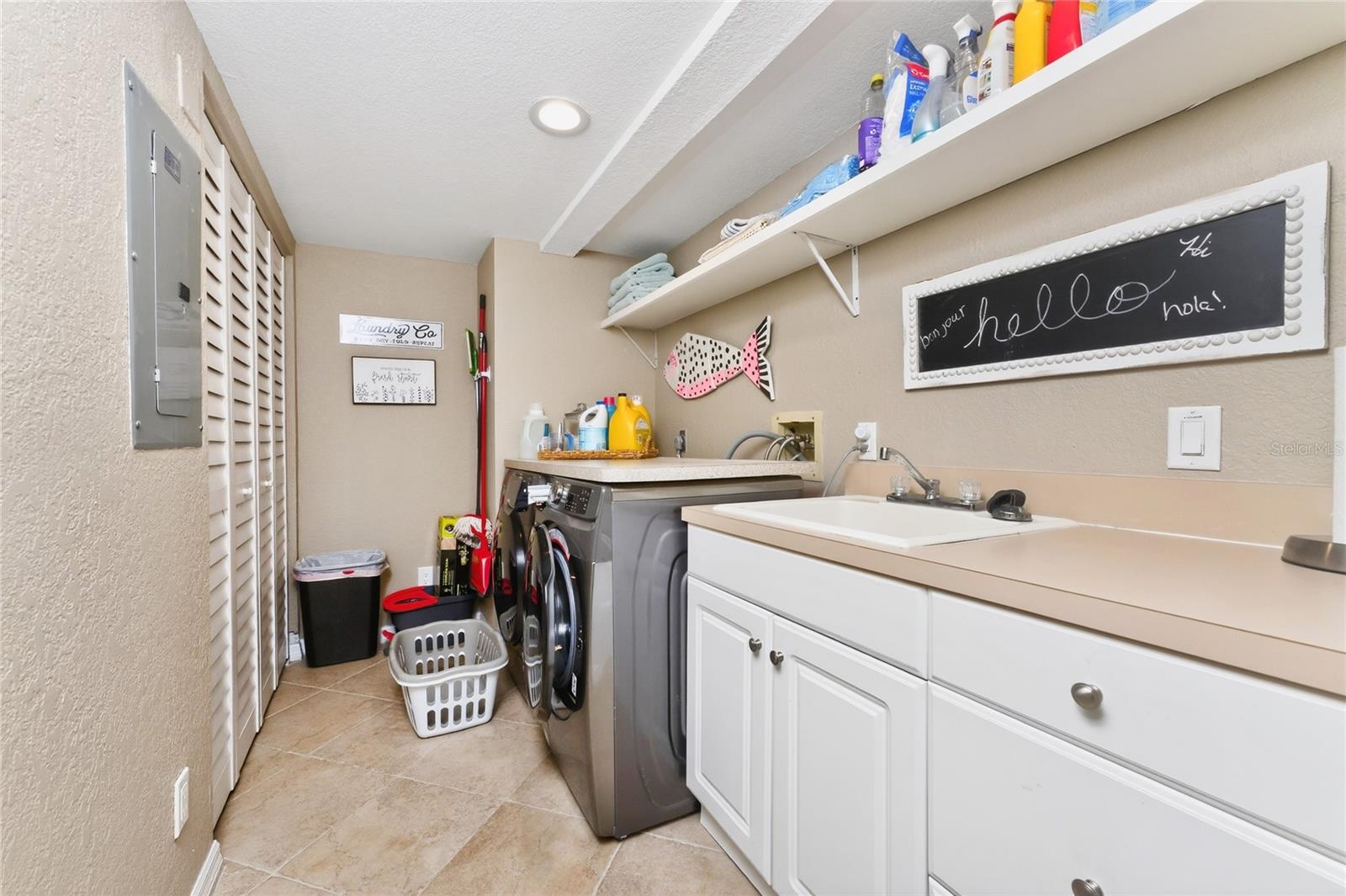 LAVISTA CONDO - Residential