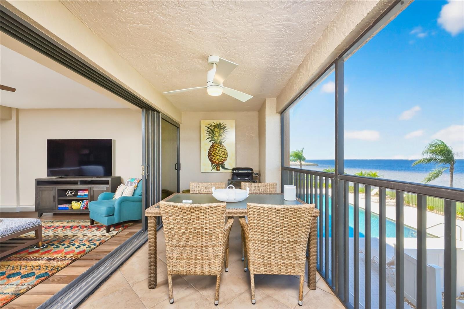 LAVISTA CONDO - Residential