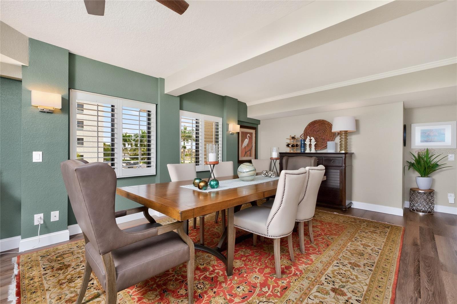 LAVISTA CONDO - Residential