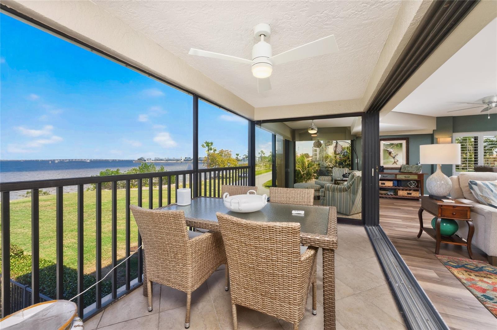 LAVISTA CONDO - Residential