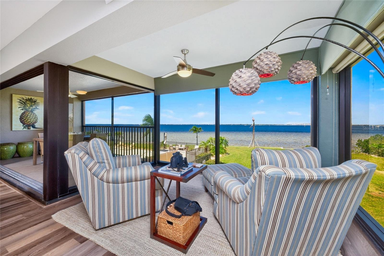 LAVISTA CONDO - Residential