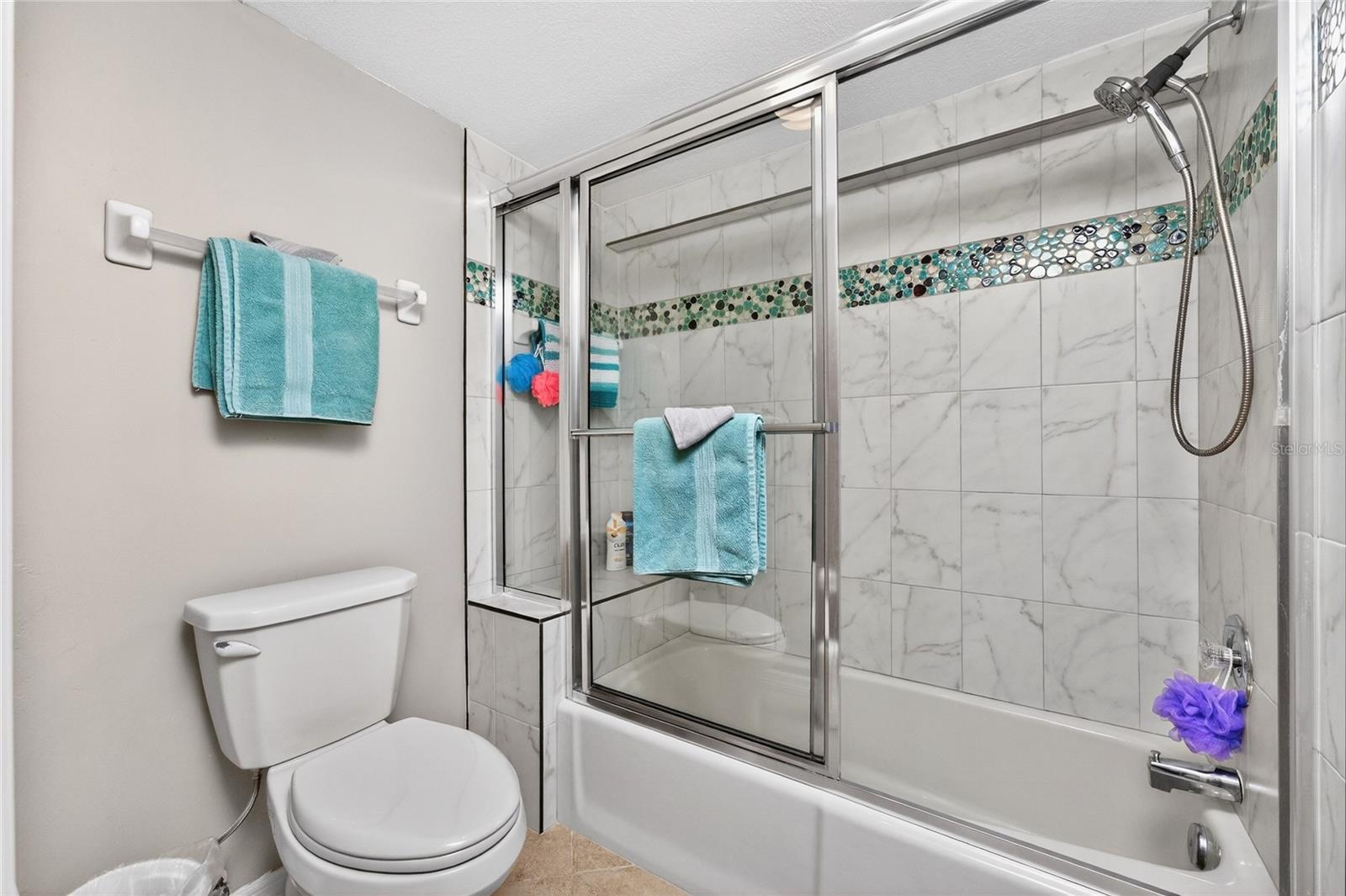 LAVISTA CONDO - Residential