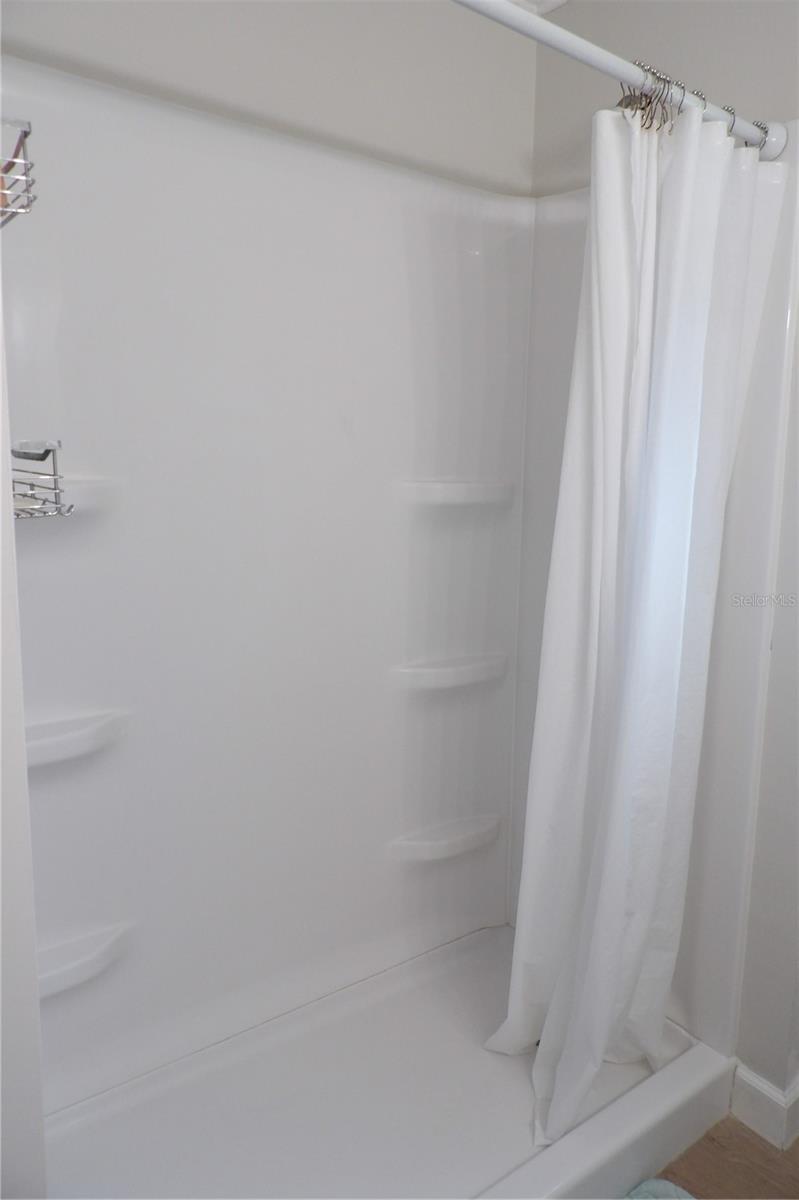 SENATE MANOR UNREC - Residential