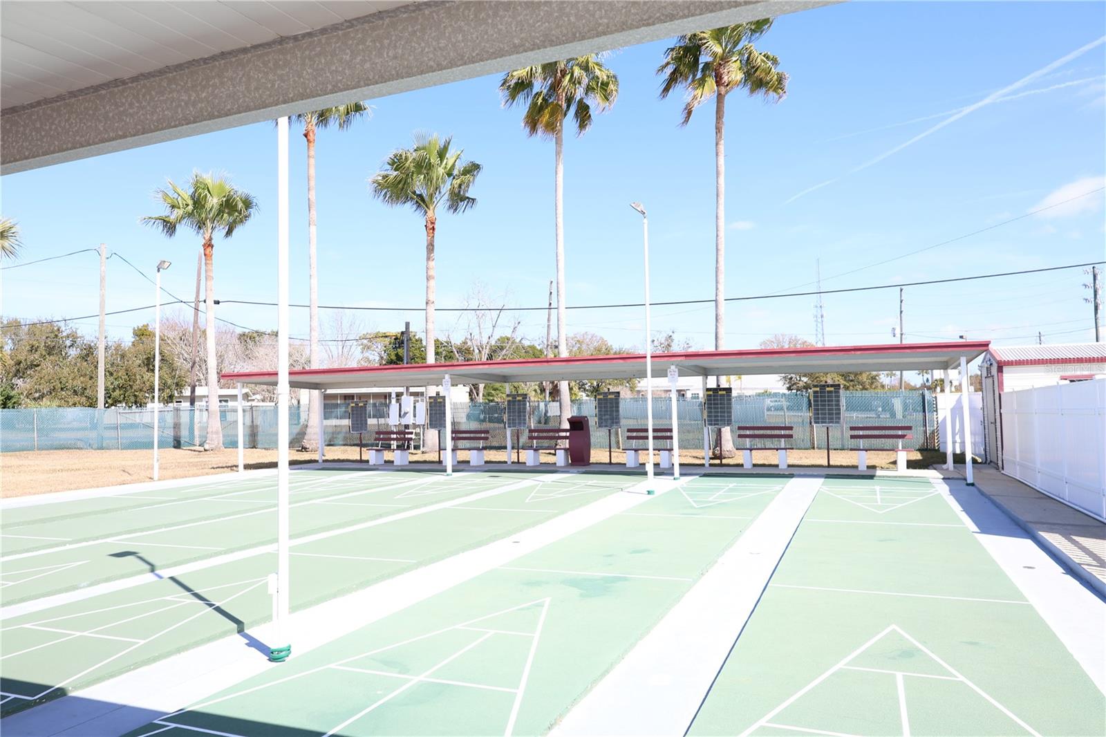 SENATE MANOR UNREC - Residential