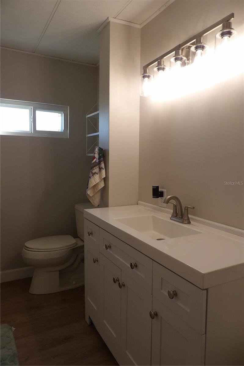 SENATE MANOR UNREC - Residential