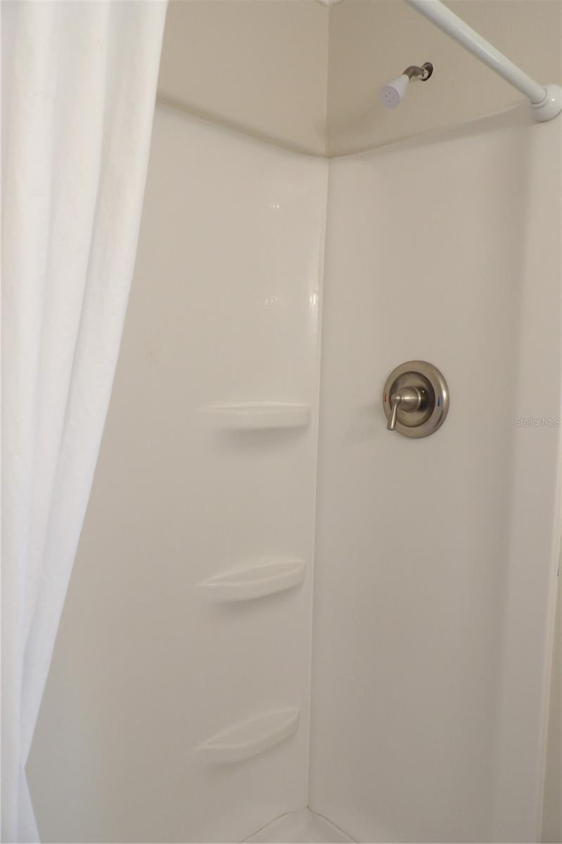 SENATE MANOR UNREC - Residential