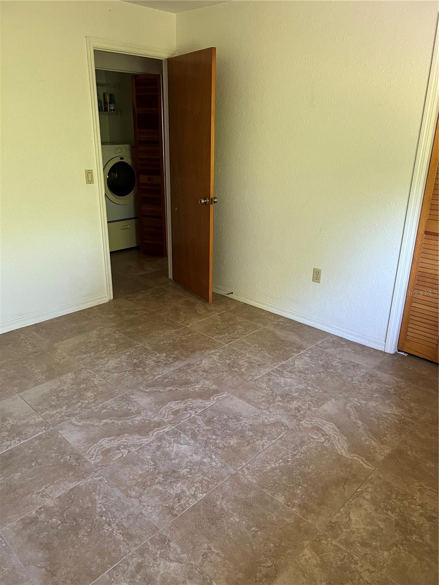 BIRCHWOOD 01 & 02 - Residential Lease