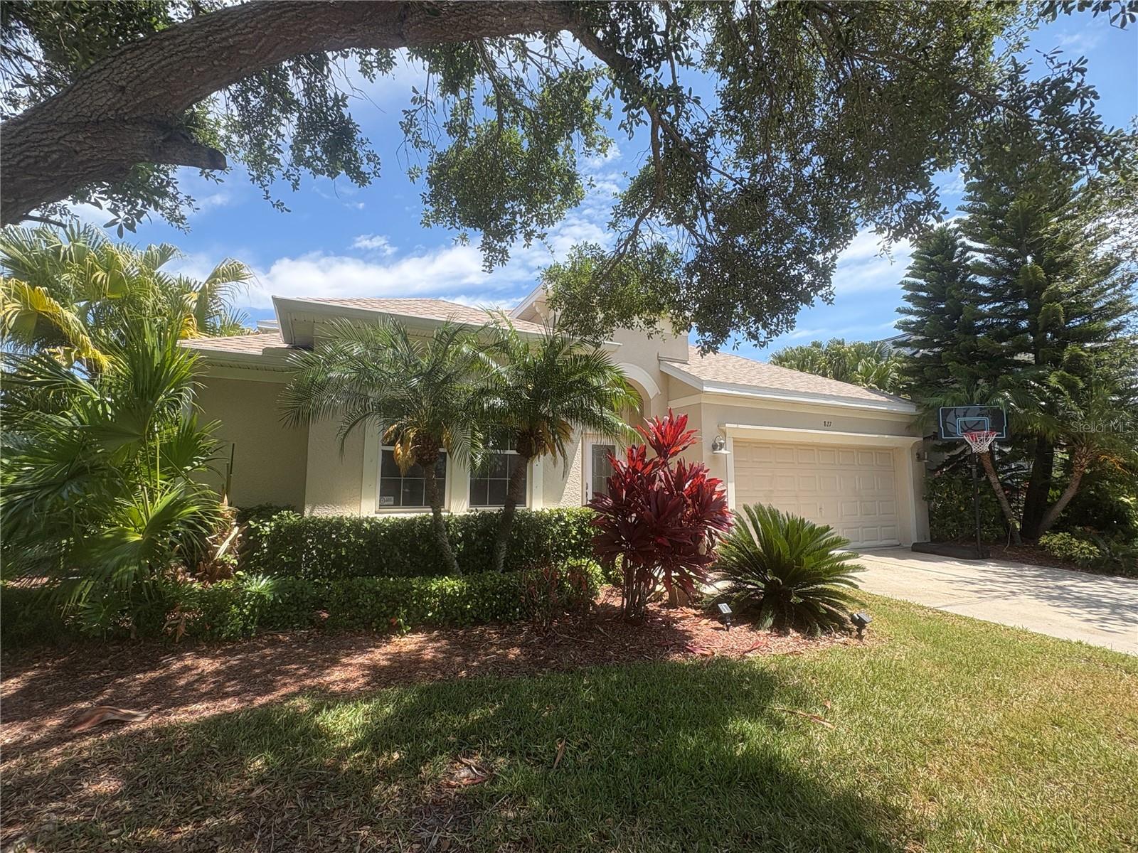 827 SEMINOLE SKY DRIVE