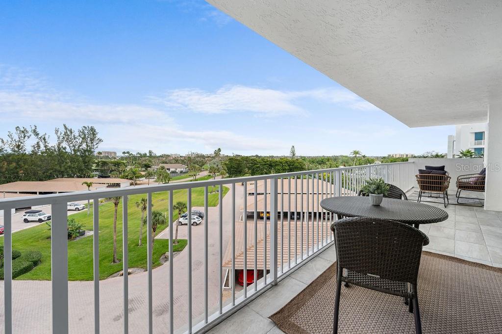 ISLANDER CLUB OF LONGBOAT - Residential