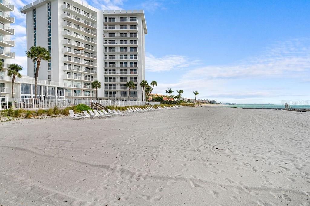 ISLANDER CLUB OF LONGBOAT - Residential