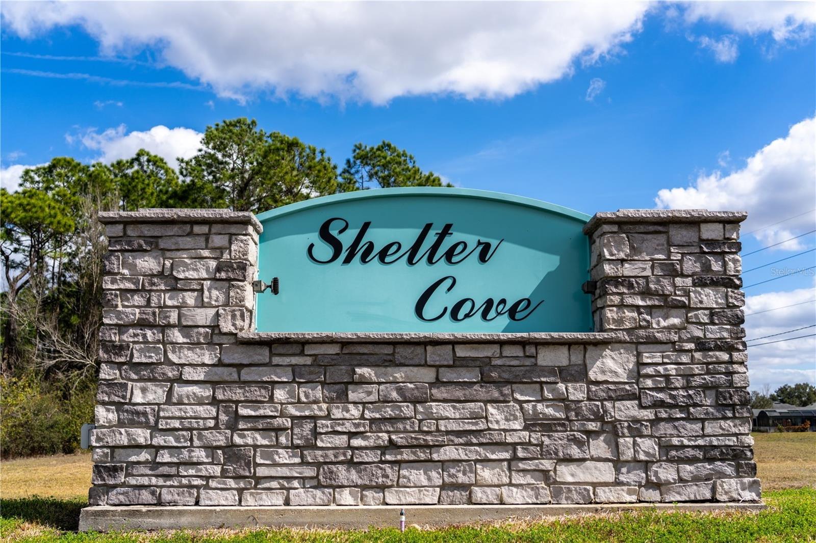 SHELTER COVE - Land