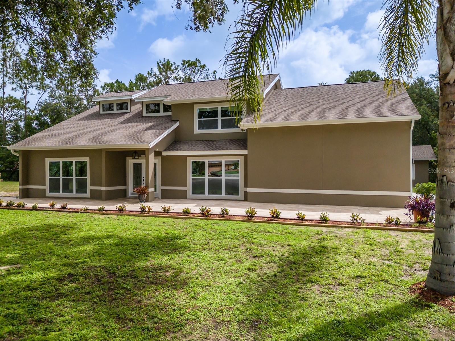 4044 RED FOX COURT