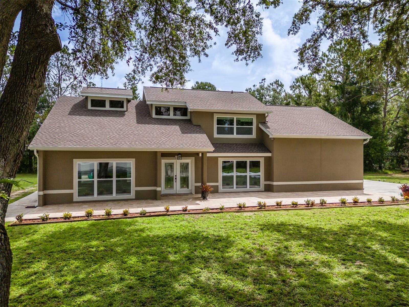 4044 RED FOX COURT