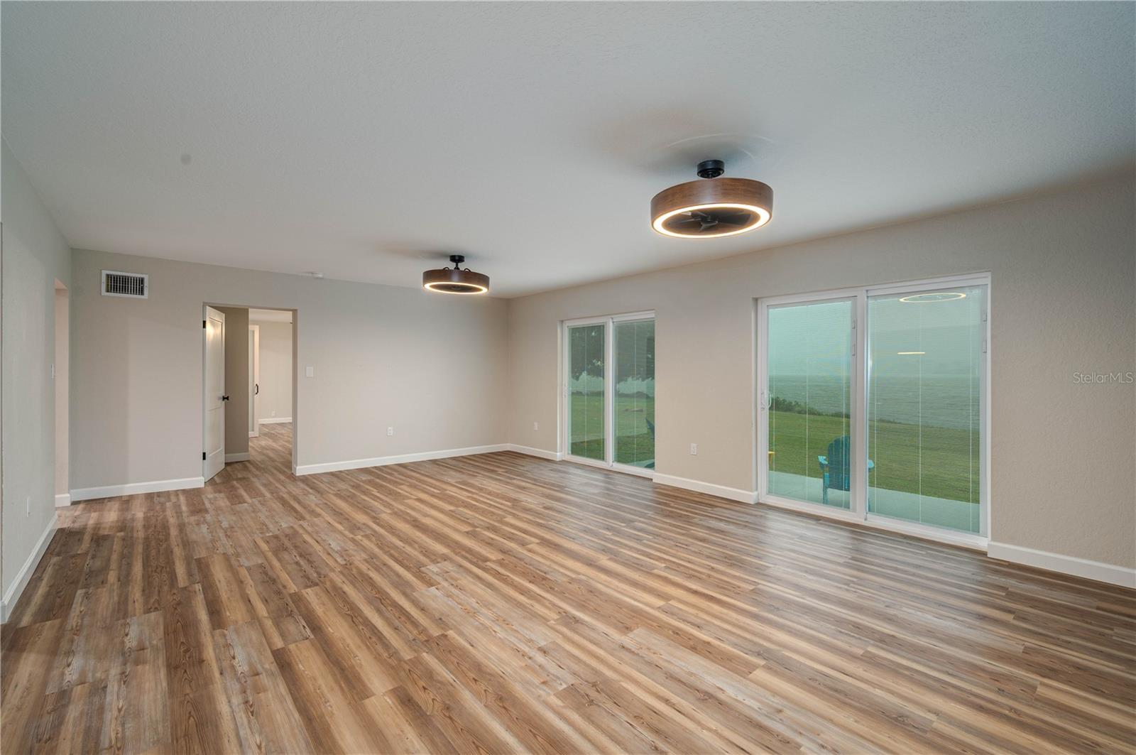 AQUALANE HEIGHTS - Residential