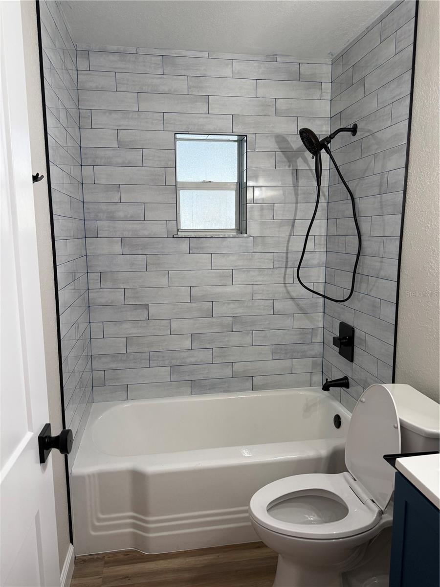 AQUALANE HEIGHTS - Residential