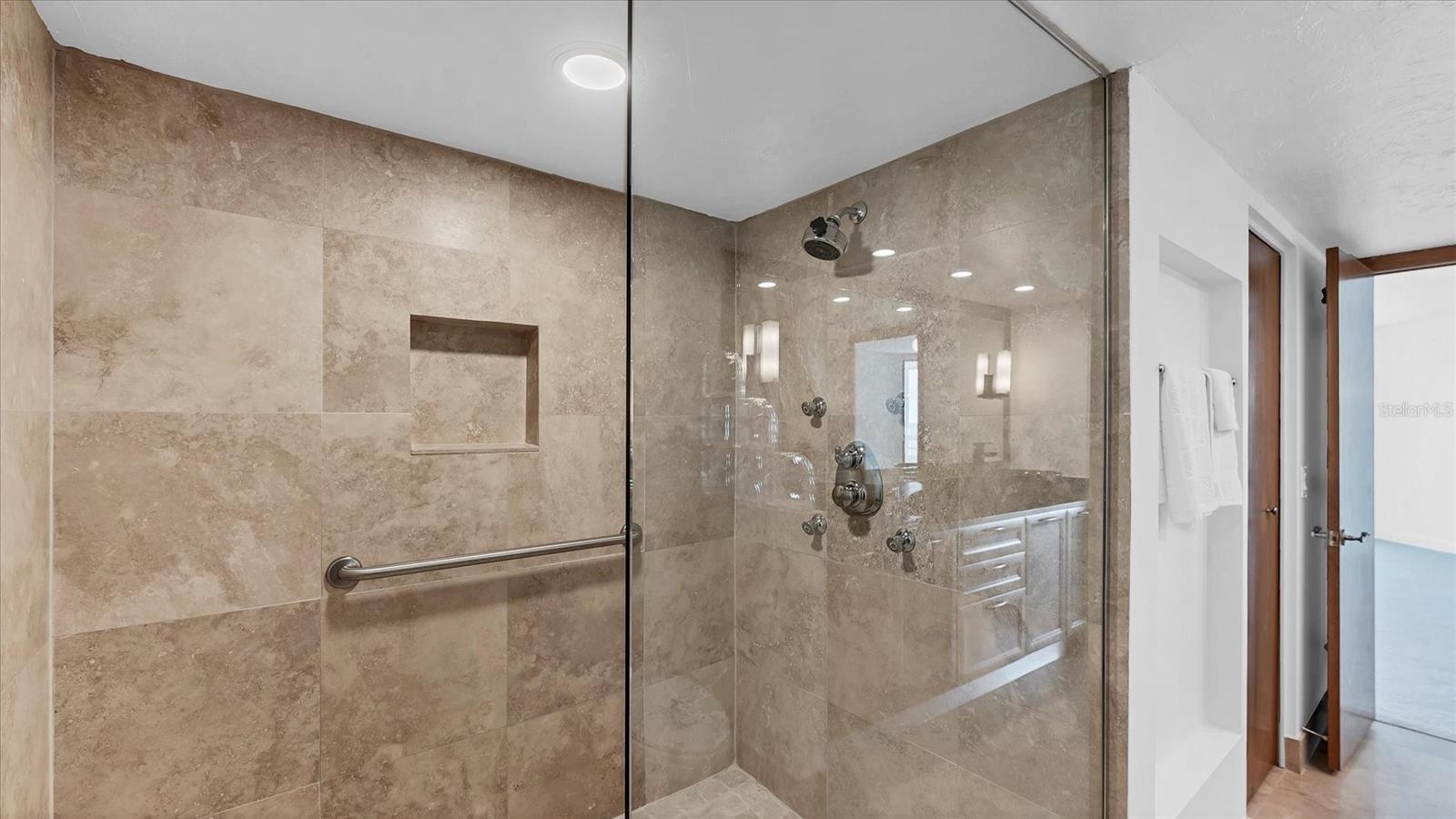 CONDO ON THE BAY TOWER I - Residential Lease