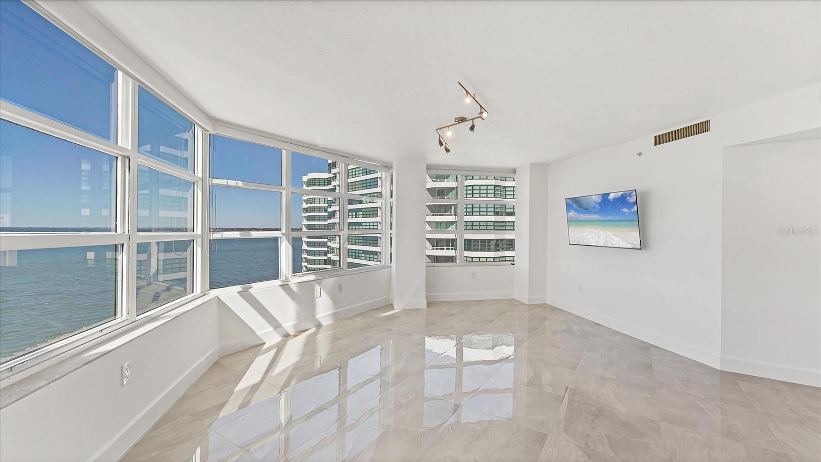 CONDO ON THE BAY TOWER I - Residential Lease