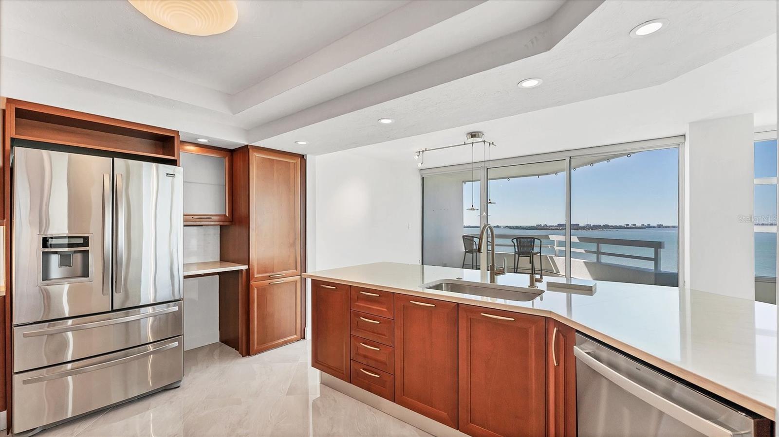 CONDO ON THE BAY TOWER I - Residential Lease