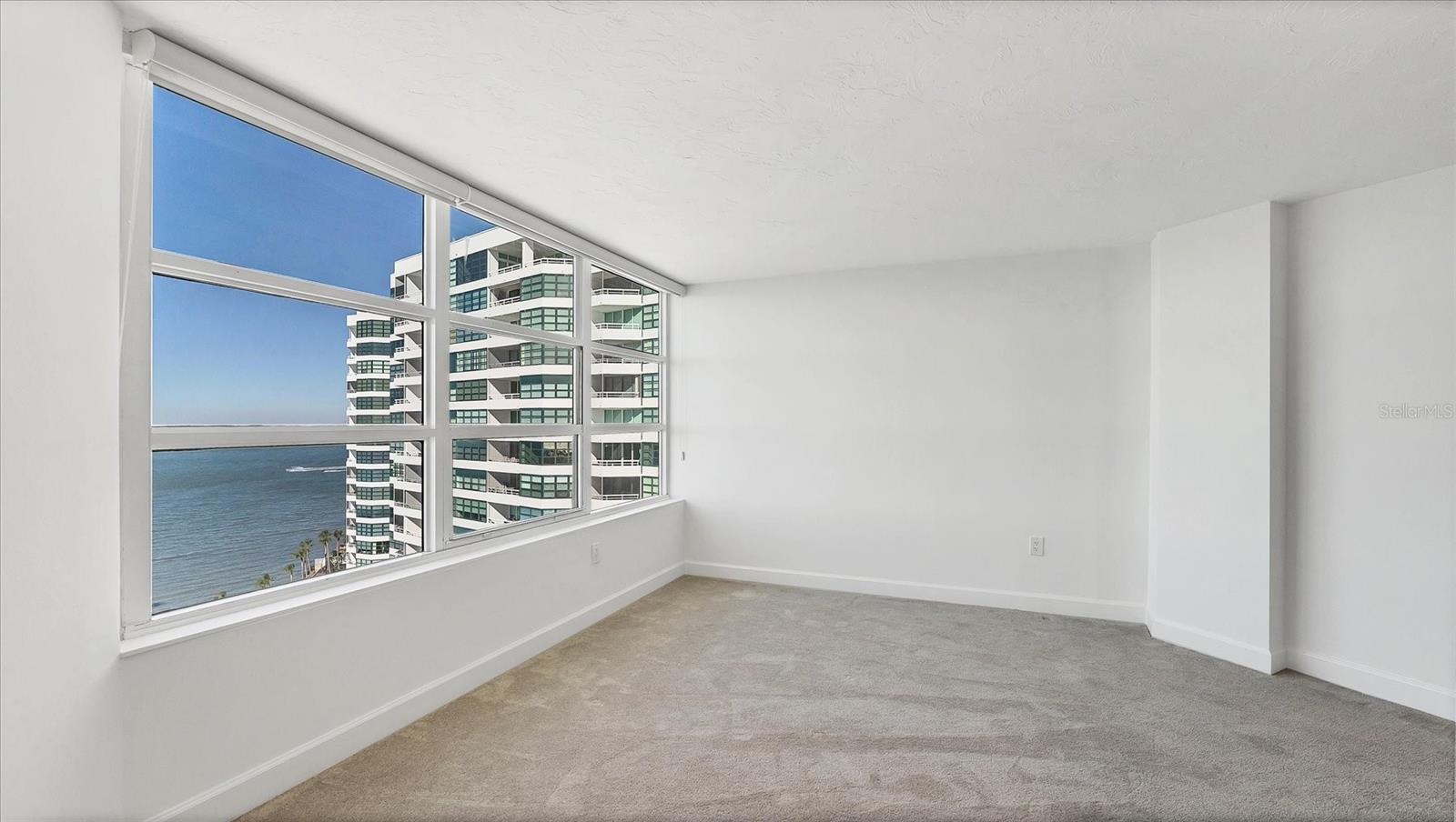 CONDO ON THE BAY TOWER I - Residential Lease