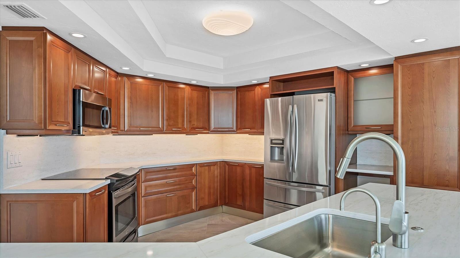 CONDO ON THE BAY TOWER I - Residential Lease