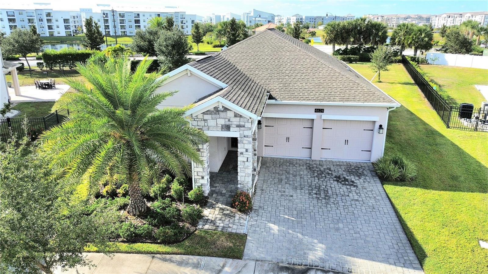 Casas a venda 2 - Jen Dantas 4624 FAIRY TALE CIRCLE