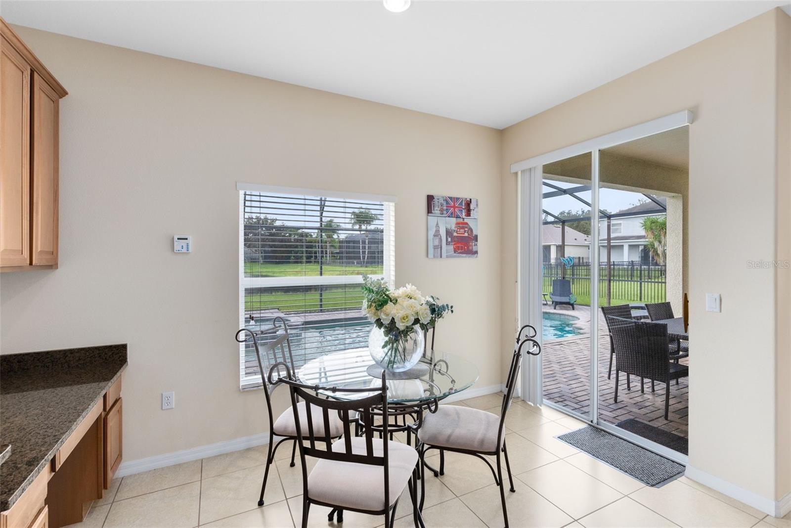 DRAYTON-PRESTON WOODS AT PROVIDENCE - Residential
