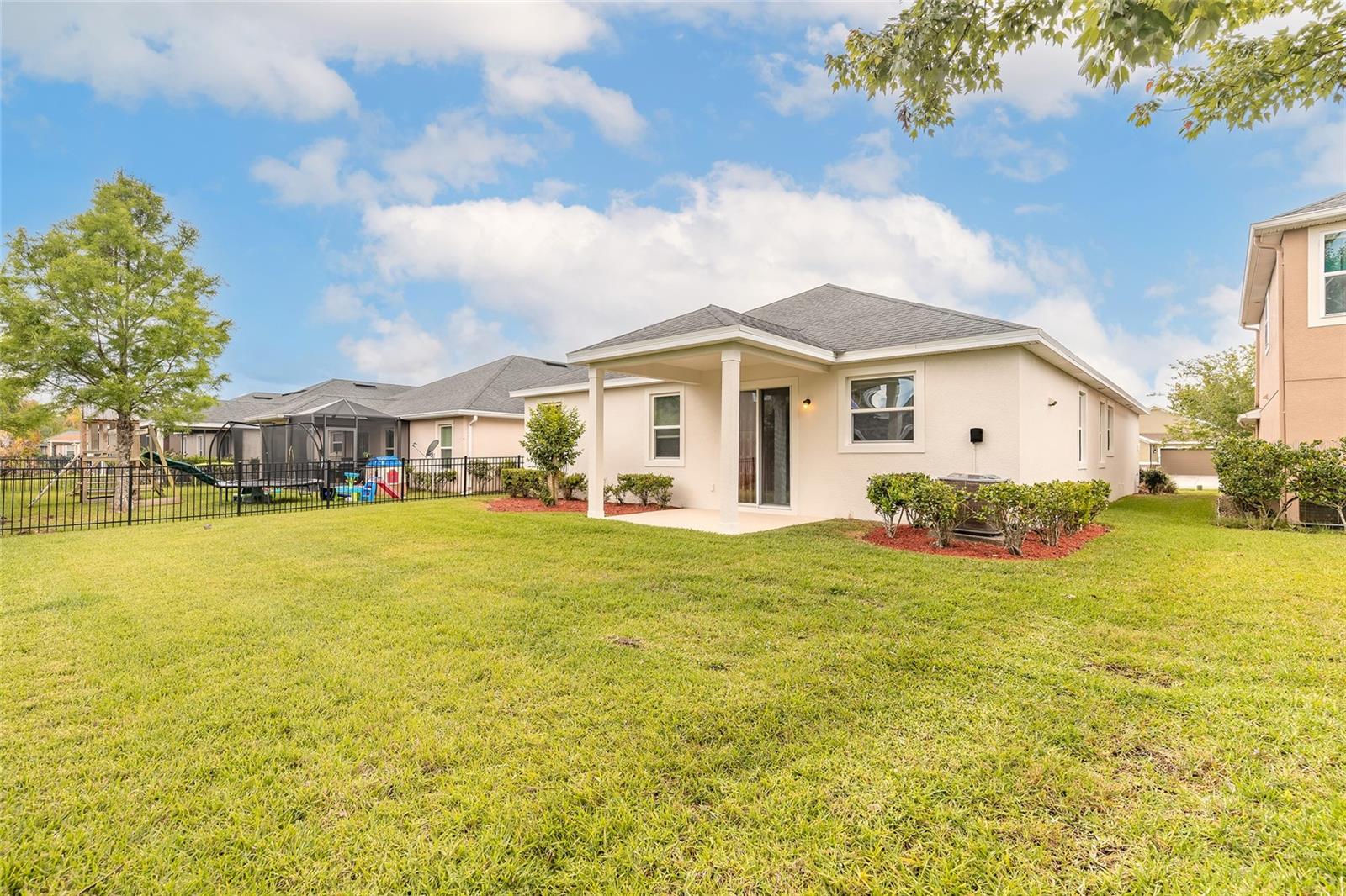 GRANDE CHAMPION - Residential