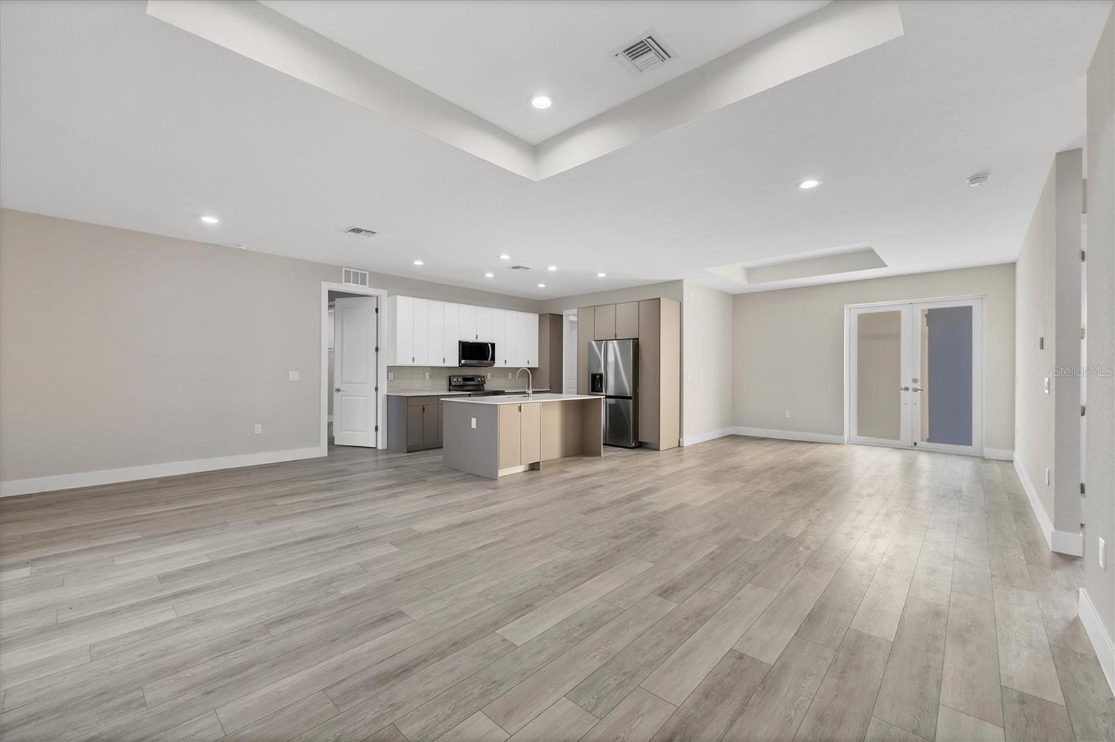 2258 MARGARET LANE