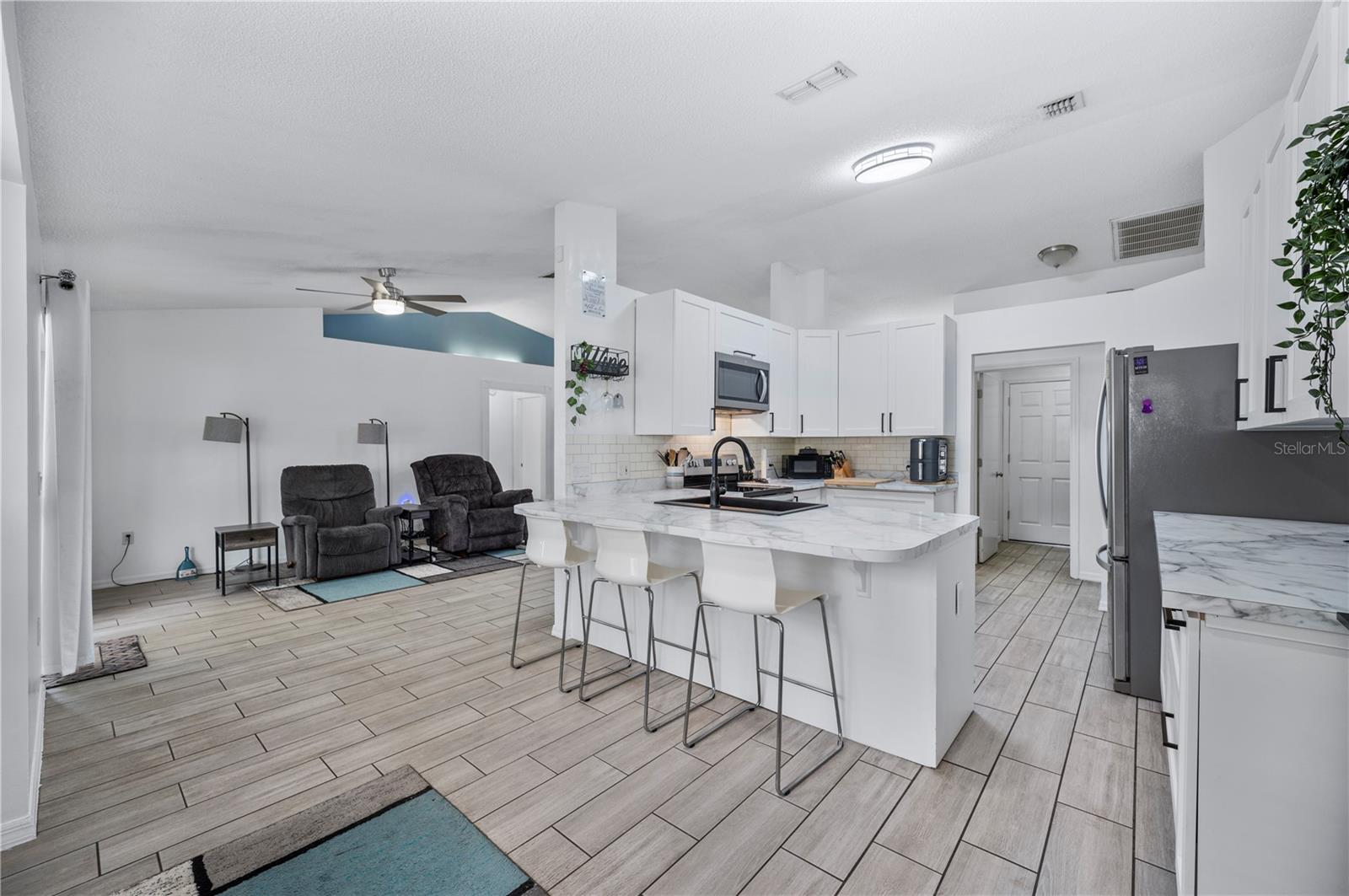 SCENIC HILLS - Residential