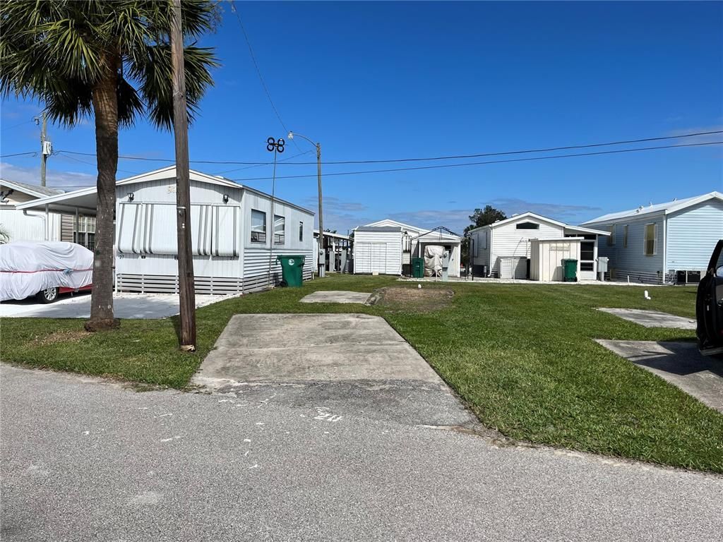 Photo of 28 MONTEGO DRIVE, PALMETTO, FL 34221 (MLS # A4550269)