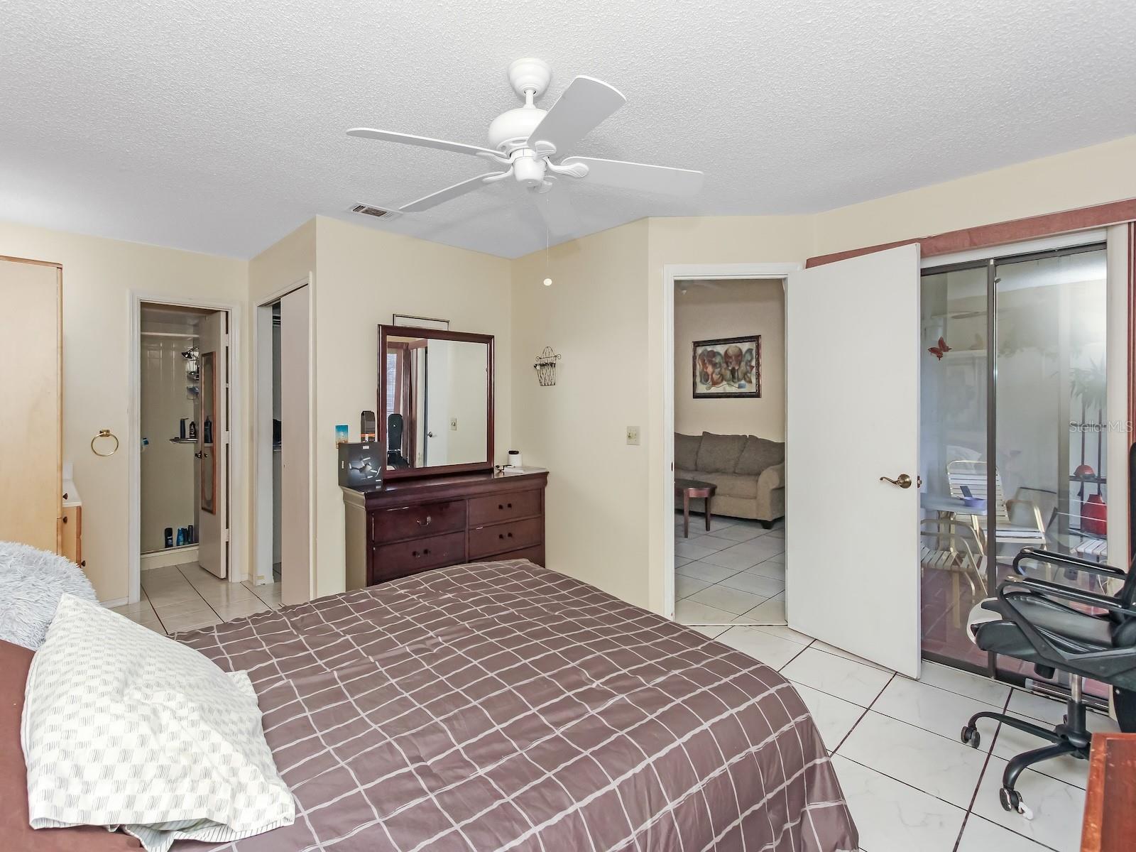 BVL LAKEPOINTE TWNHMS - Residential