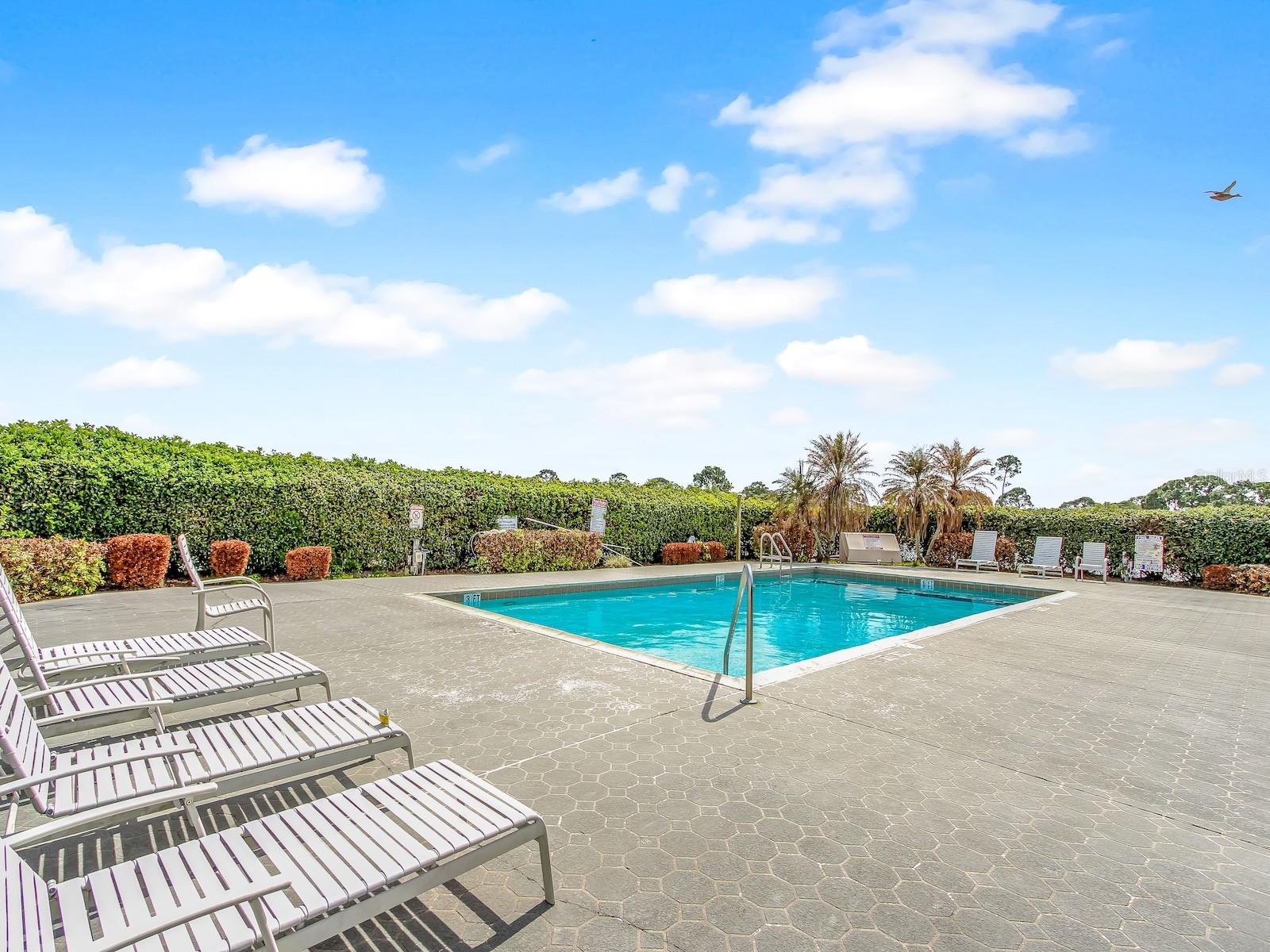 BVL LAKEPOINTE TWNHMS - Residential