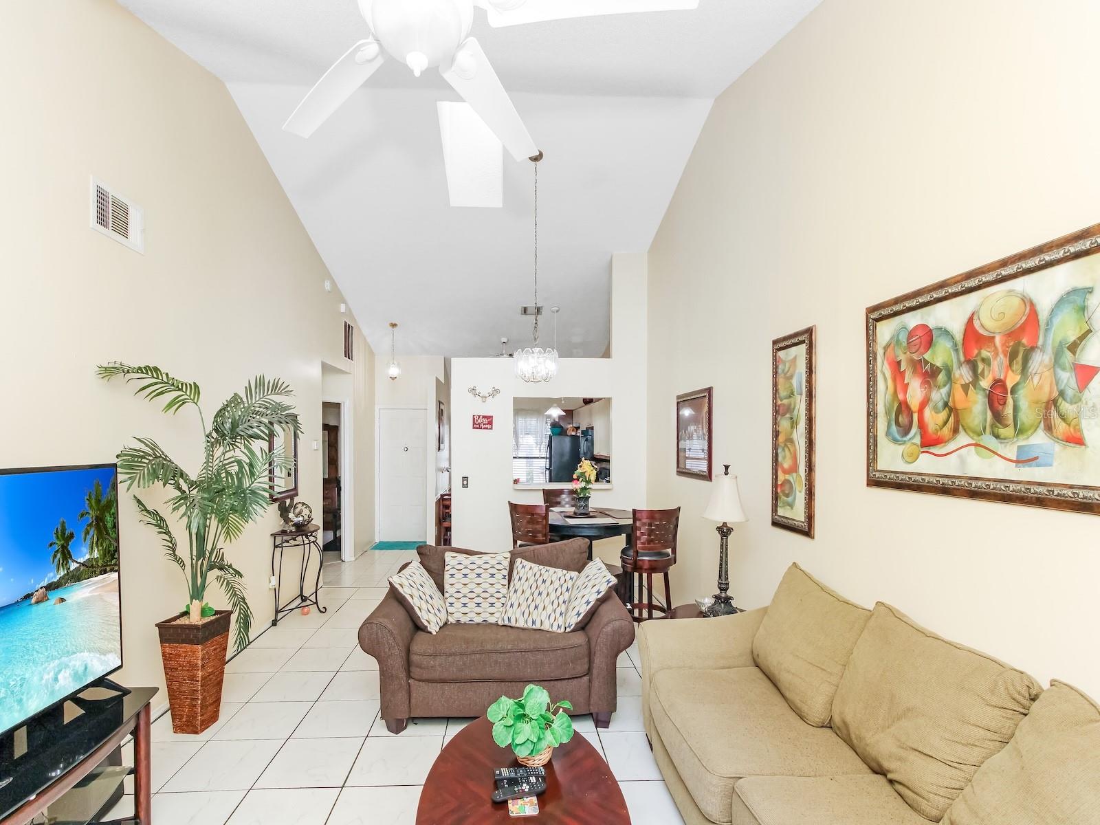 BVL LAKEPOINTE TWNHMS - Residential