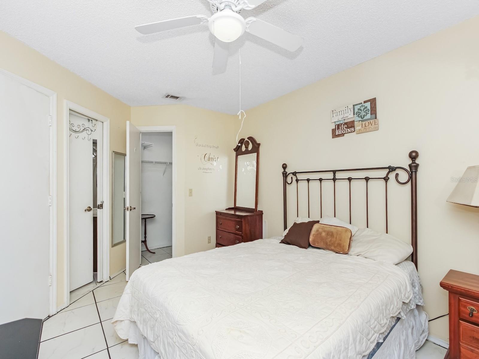 BVL LAKEPOINTE TWNHMS - Residential