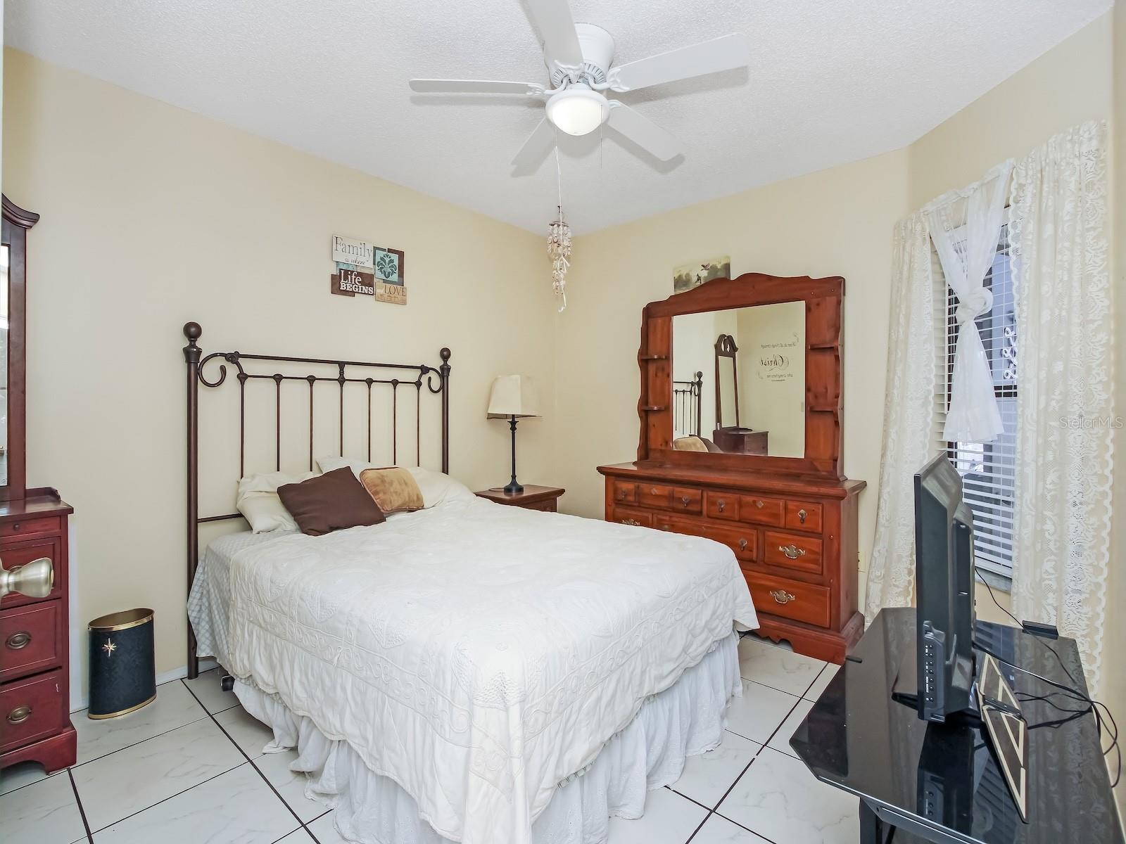 BVL LAKEPOINTE TWNHMS - Residential