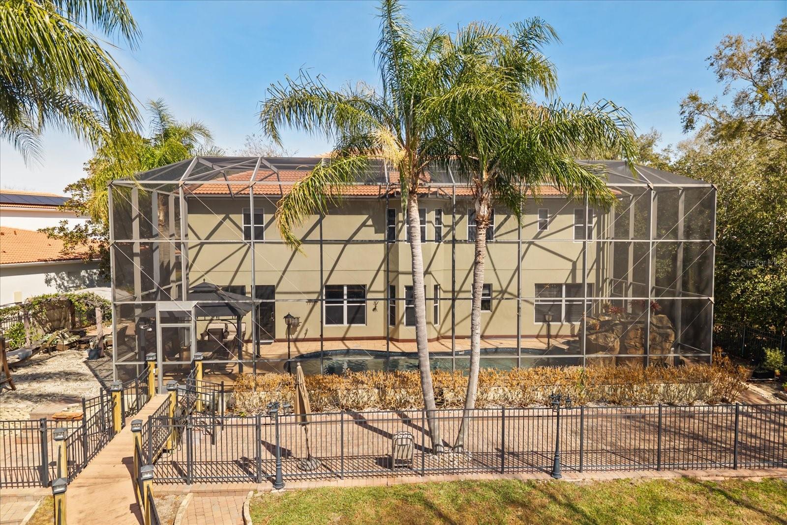 BRONSONS LNDGS F & M - Residential