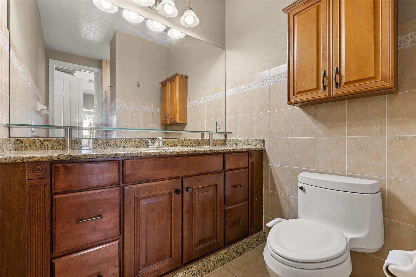 BRONSONS LNDGS F & M - Residential