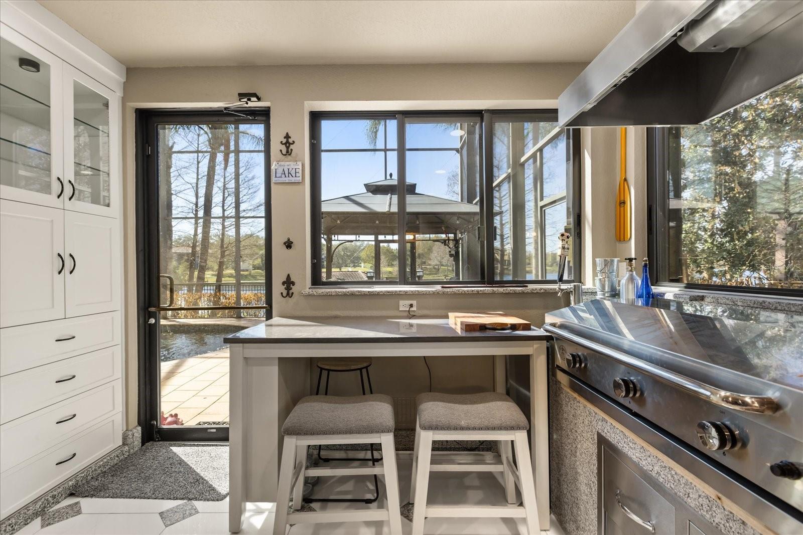 BRONSONS LNDGS F & M - Residential