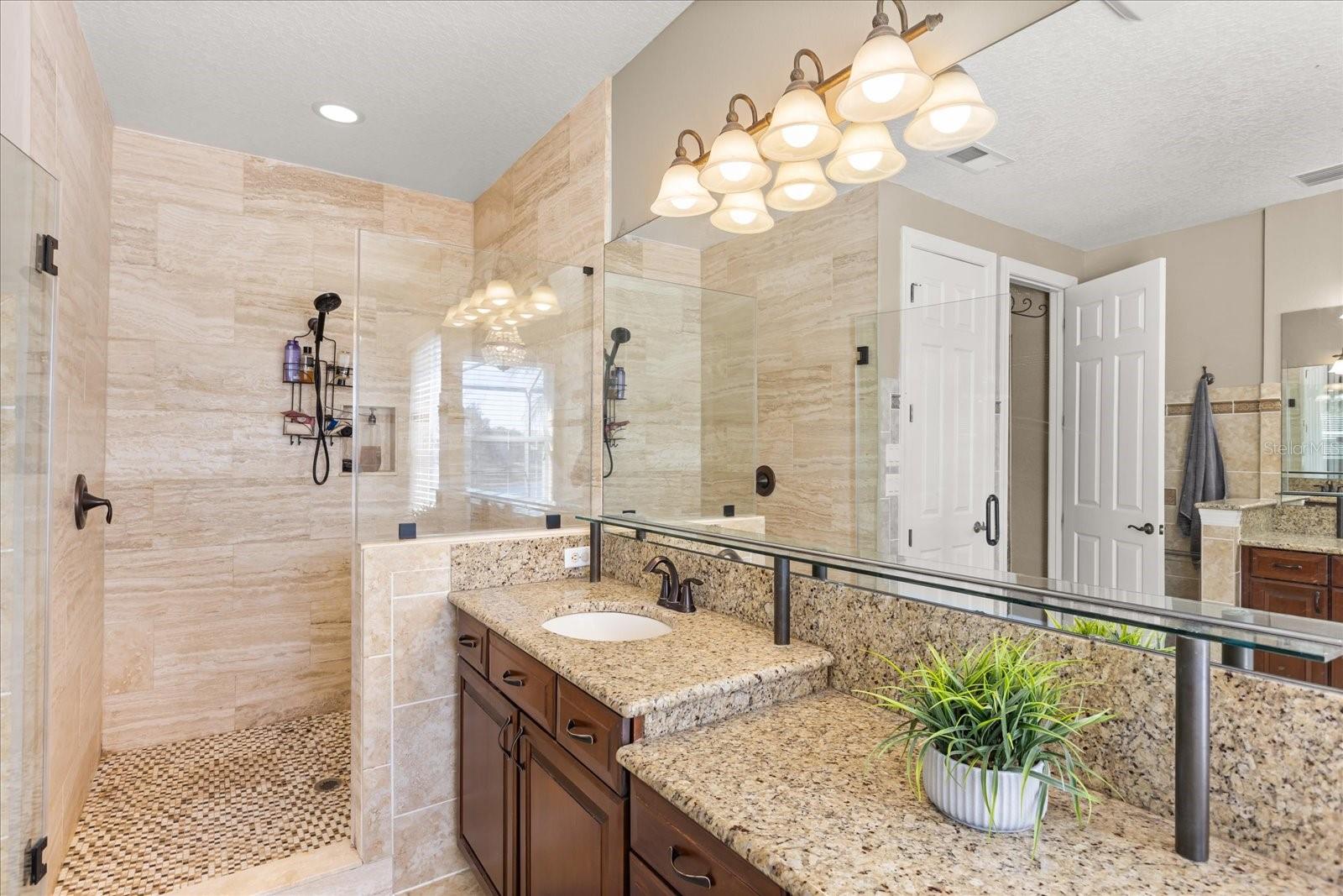 BRONSONS LNDGS F & M - Residential