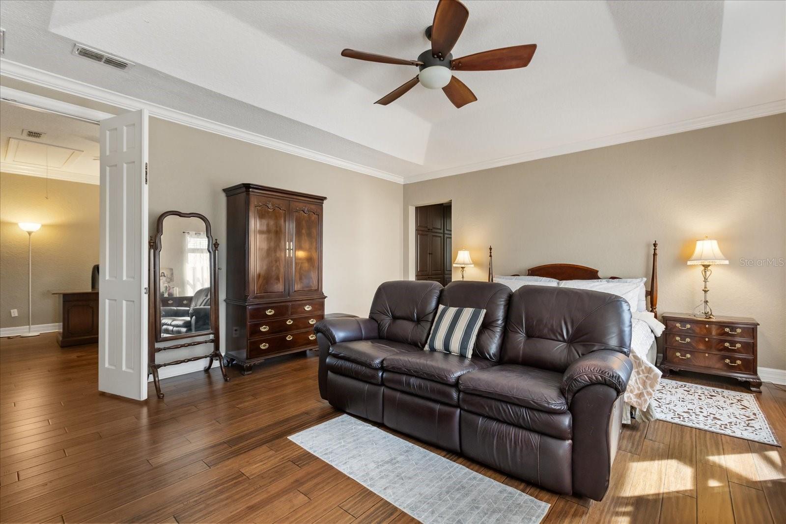 BRONSONS LNDGS F & M - Residential