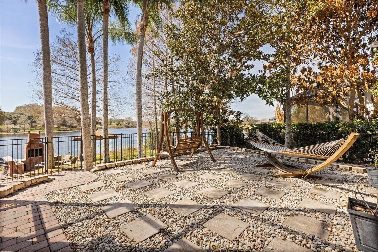 BRONSONS LNDGS F & M - Residential