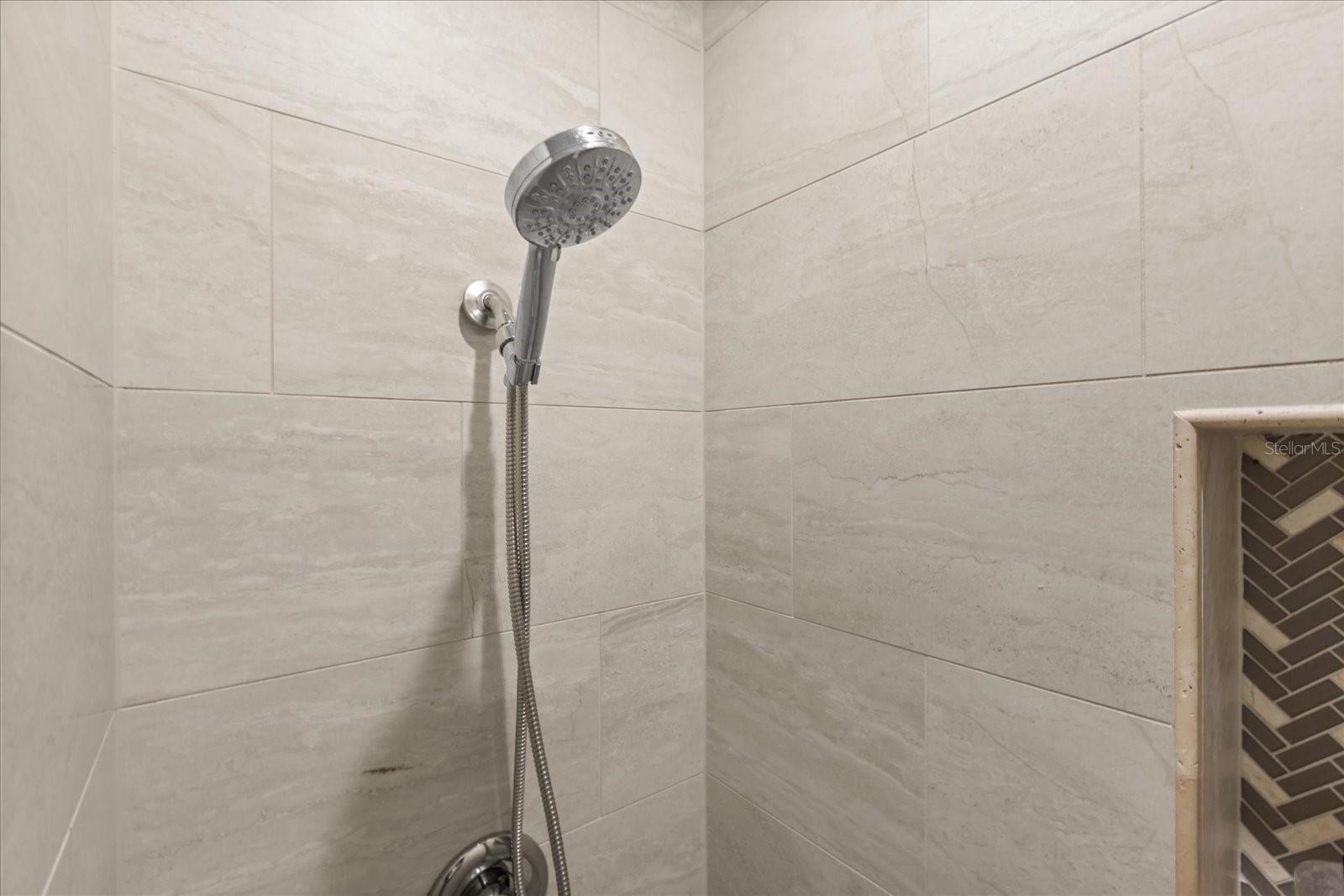 BRONSONS LNDGS F & M - Residential