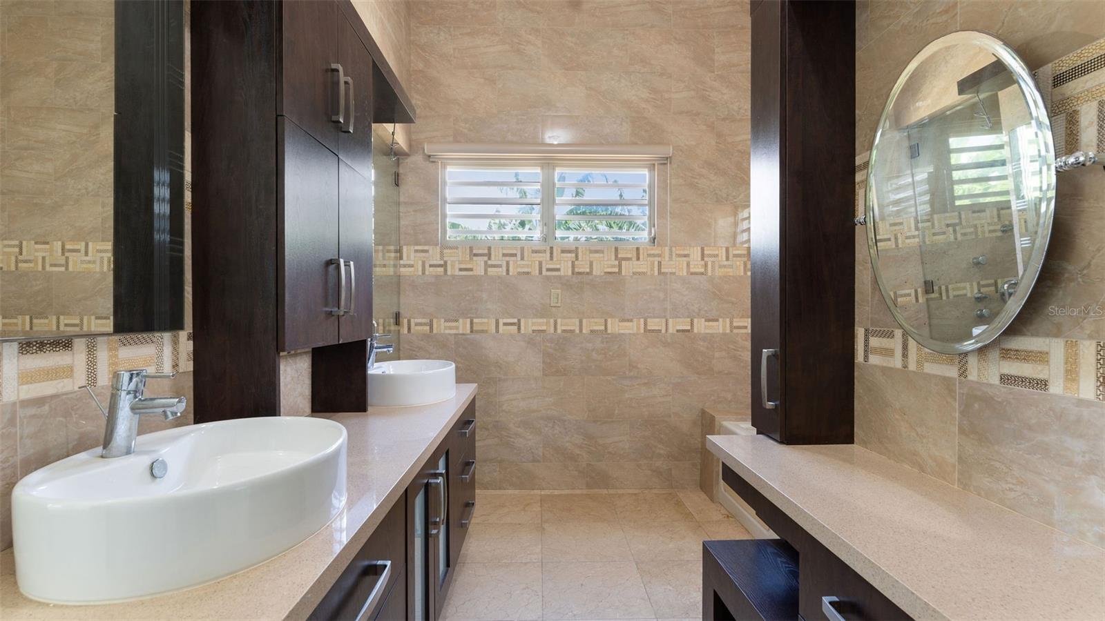 BO. BEJUCOS - Residential