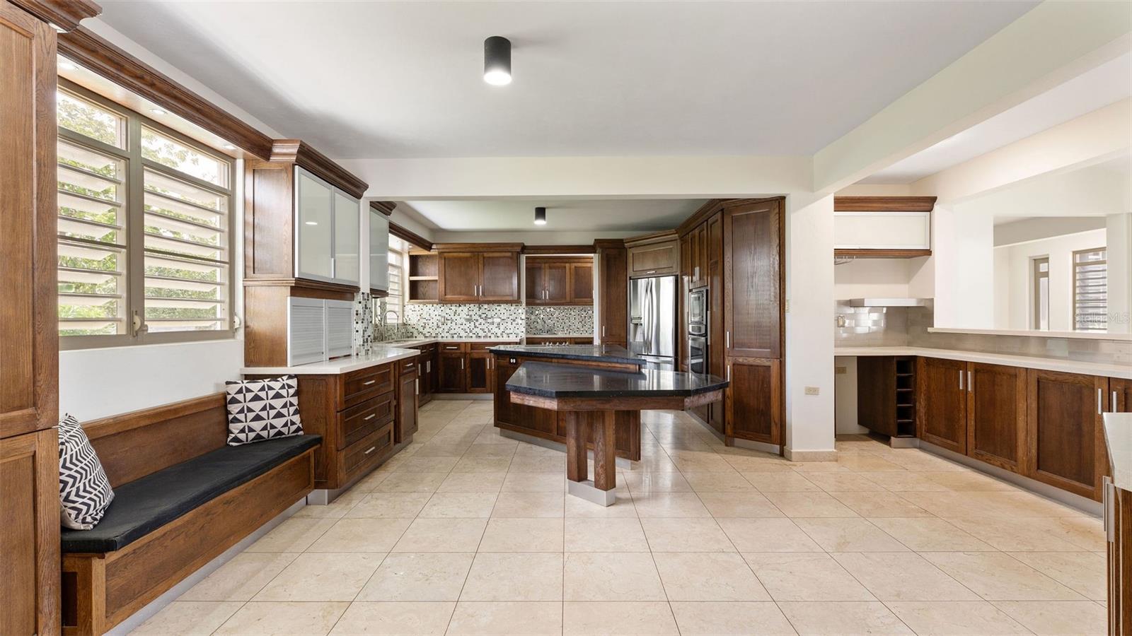 BO. BEJUCOS - Residential