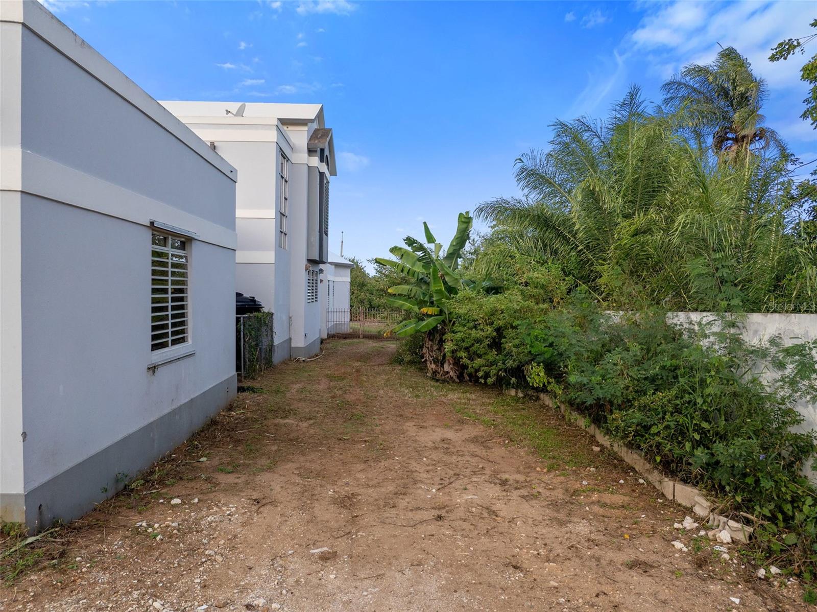 BO. BEJUCOS - Residential