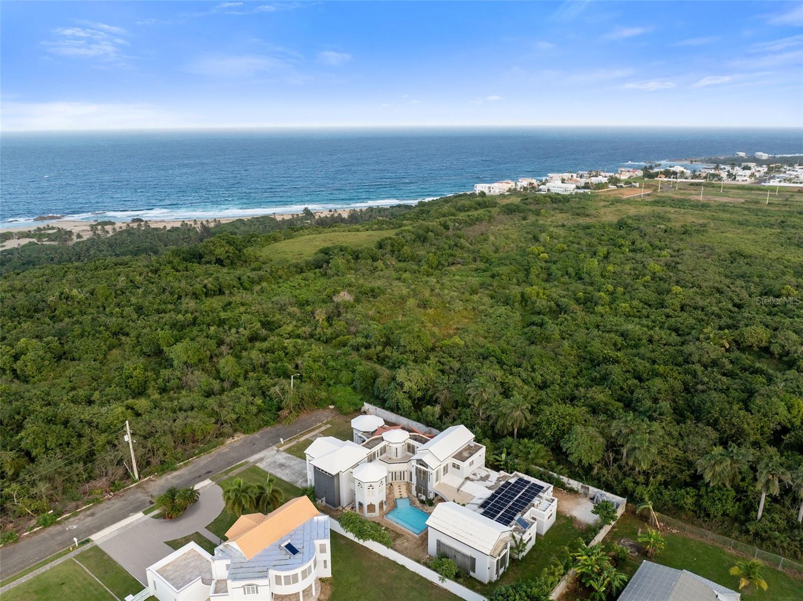 BO. BEJUCOS - Residential