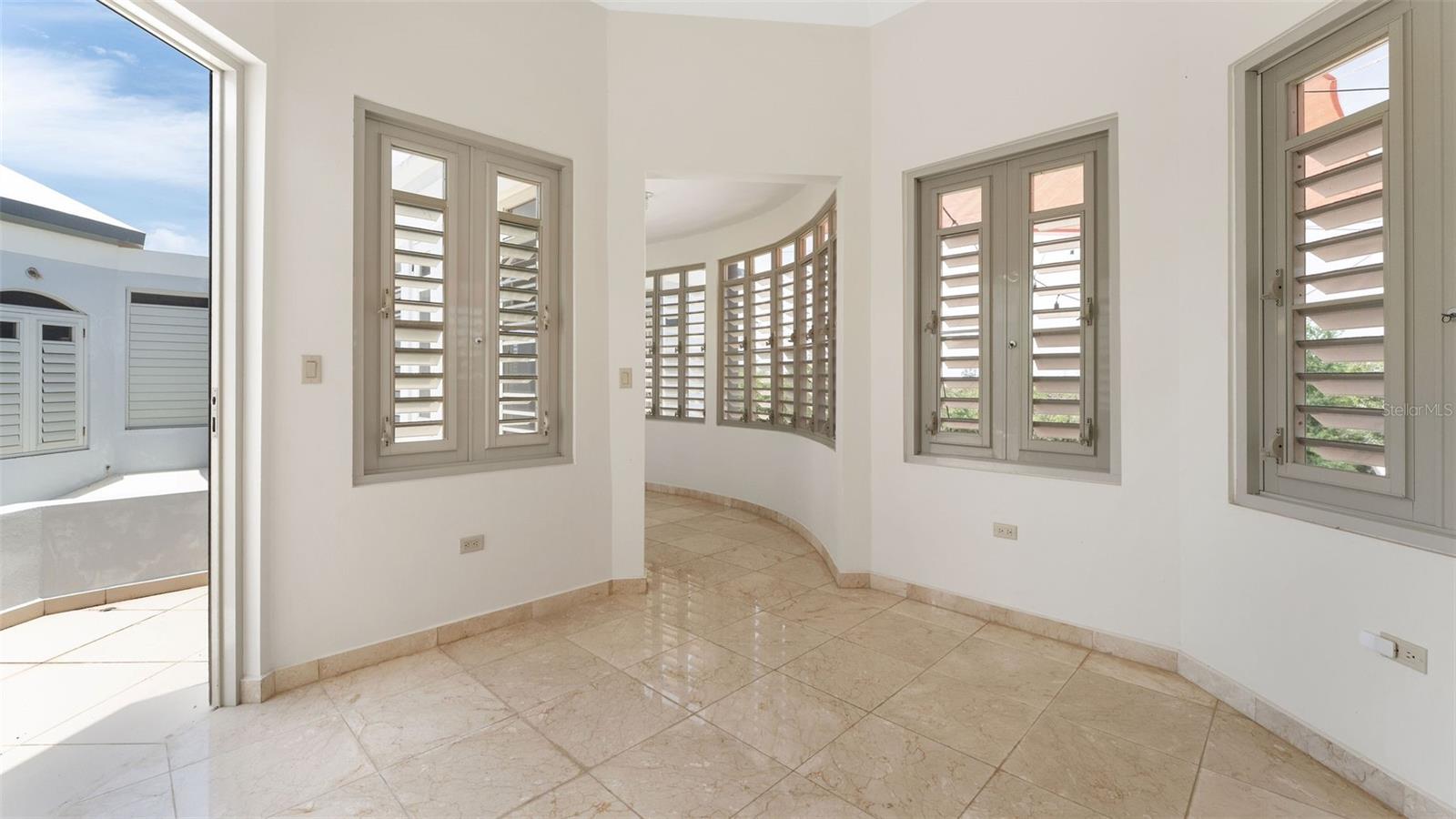 BO. BEJUCOS - Residential