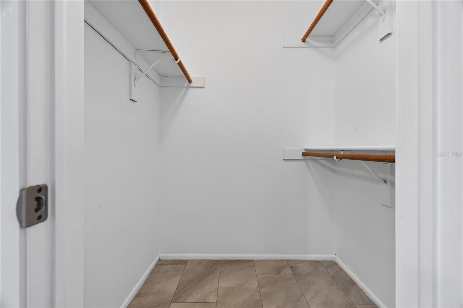 WESTLAKE MANOR UNIT 1 - Residential